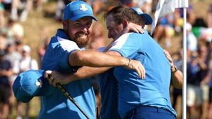 Shane Lowry ‘lost it’ before even teeing off as Europe make dream start Shane Lowry ‘lost it’ before even teeing off as Europe make dream start