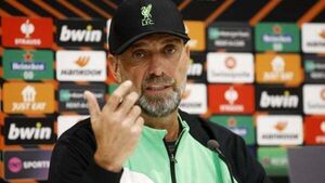 Liverpool boss Jurgen Klopp admits his call for Tottenham replay is unlikely Liverpool boss Jurgen Klopp admits his call for Tottenham replay is unlikely
