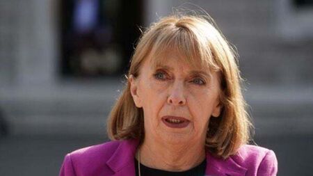 Social Democrats propose minimum wage increase and tax on super wealth