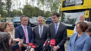 Varadkar and ministers defend government investment in roads amid ‘stark’ report Varadkar and ministers defend government investment in roads amid ‘stark’ report