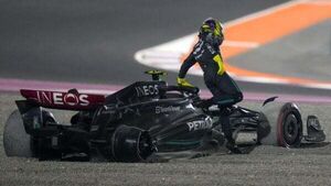 Lewis Hamilton and George Russell vent anger on radio after collision in Qatar Lewis Hamilton and George Russell vent anger on radio after collision in Qatar