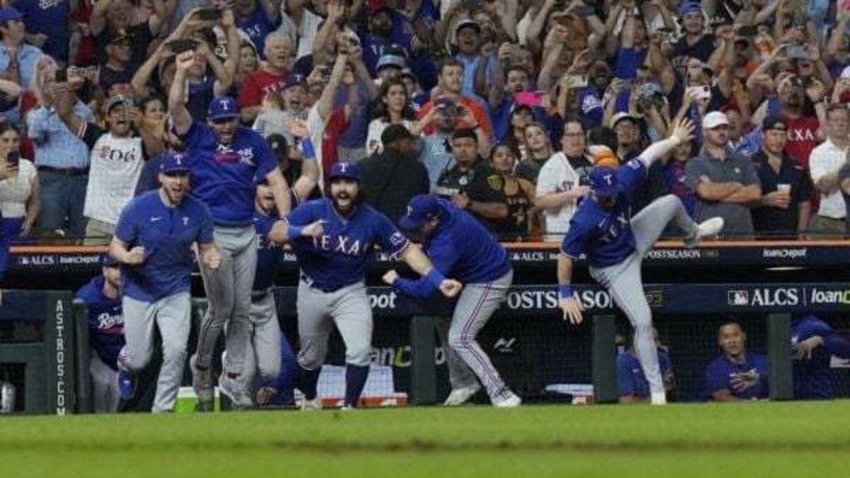 Texas Rangers see off Houston Astros to reach first World Series since 2011