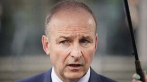 Tánaiste says accommodation limit for new Ukrainian arrivals ‘under discussion’