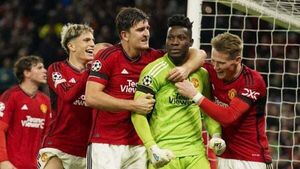 Andre Onana defends Alejandro Garnacho over social media post Andre Onana defends Alejandro Garnacho over social media post