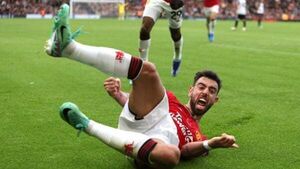 Bruno Fernandes fires injury-time winner for Man Utd at Fulham Bruno Fernandes fires injury-time winner for Man Utd at Fulham