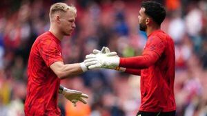 Mikel Arteta warns Aaron Ramsdale not to rush decision over Arsenal future Mikel Arteta warns Aaron Ramsdale not to rush decision over Arsenal future