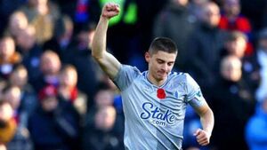 Everton edge Crystal Palace in five-goal thriller Everton edge Crystal Palace in five-goal thriller
