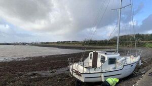 Storm Debi: Shopworker trapped in floods as south Galway businesses devastated Storm Debi: Shopworker trapped in floods as south Galway businesses devastated