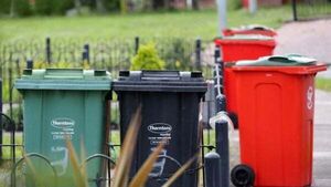 Councils urged to carry out spot checks of bins due to low recycling rates Councils urged to carry out spot checks of bins due to low recycling rates
