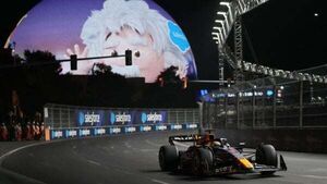 Lawsuit filed over farcical start to Las Vegas Grand Prix Lawsuit filed over farcical start to Las Vegas Grand Prix