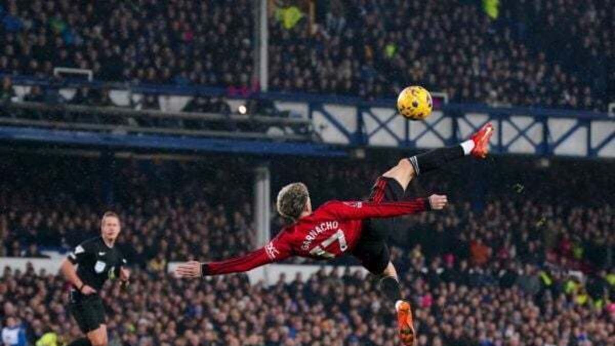 Stunning Garnacho goal inspires Man United to win over Everton
