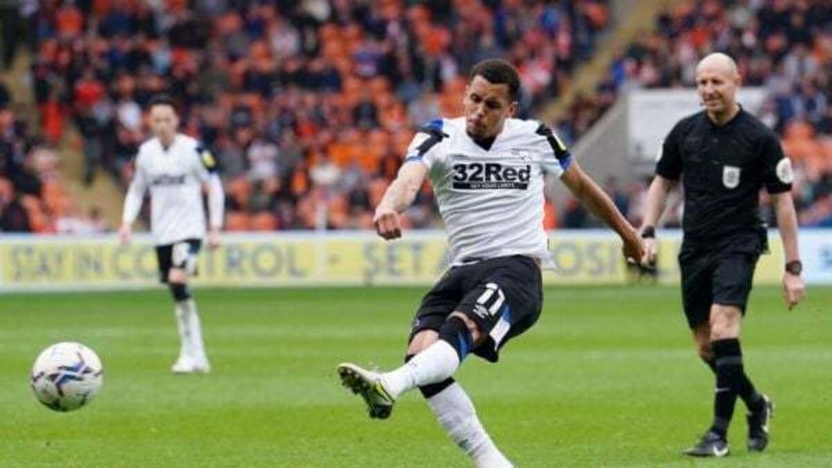Former Man United player Ravel Morrison ‘used dead person’s disability badge to park’