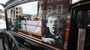 Mourners line streets of Dublin to say goodbye to Shane MacGowan Mourners line streets of Dublin to say goodbye to Shane MacGowan