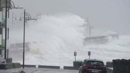 Blustery end to the year with alerts north and south