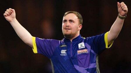 Luke Littler sticks with omelette and pizza build-up ahead of World final clash