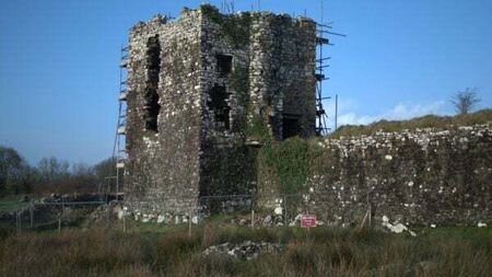 Castle conservationists hope to inspire other communities