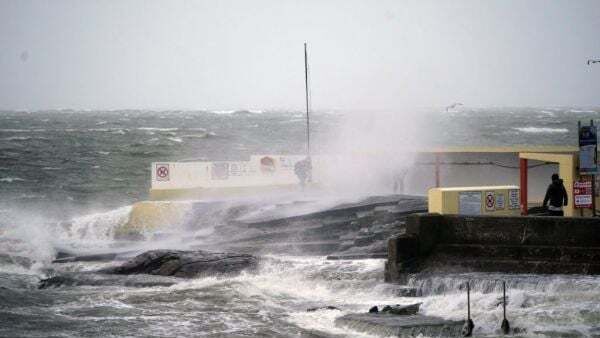 Storm Isha: Man (40s) dies in road crash in Co Mayo