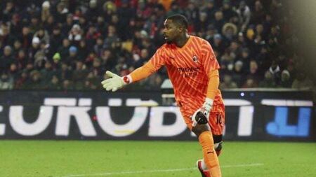 Four supporters who racially abused AC Milan’s Mike Maignan given stadium bans