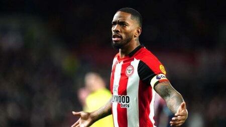 Ivan Toney will be staying at Brentford says head coach Thomas Frank