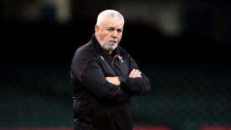 Warren Gatland shuffles Wales pack for England clash at Twickenham