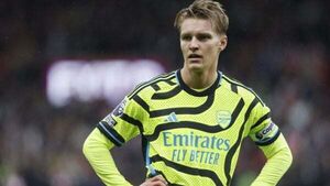 Martin Odegaard looking to build momentum as in-form Arsenal chase trophy double