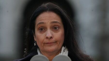 Catherine Martin must take questions in Dáil on RTÉ crisis, says Sinn Féin