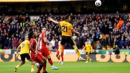 Pablo Sarabia effort enough as Wolves defeat ill-disciplined Sheffield United