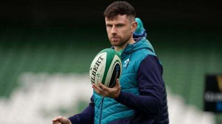 Ireland recall ‘world-class’ Hugo Keenan for England clash but lose James Ryan