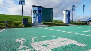 Filling stations to be required to display EV price comparison poster Filling stations to be required to display EV price comparison poster