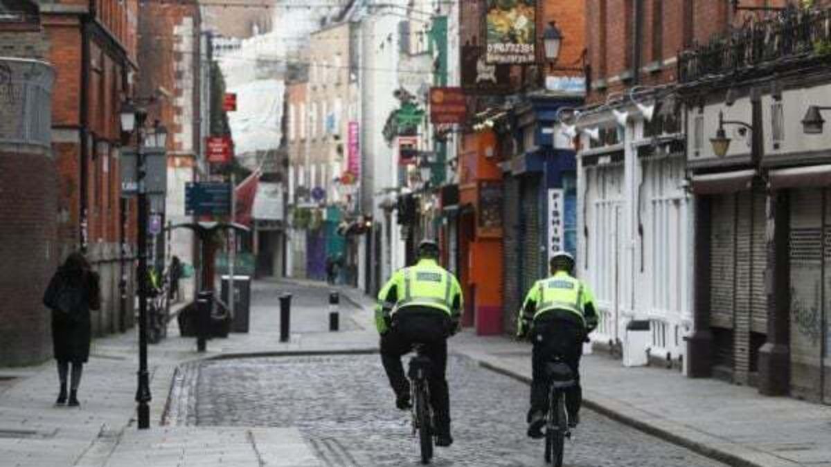 Judge criticises juvenile supervision order system in sentencing teen involved in Temple bar tourist attack