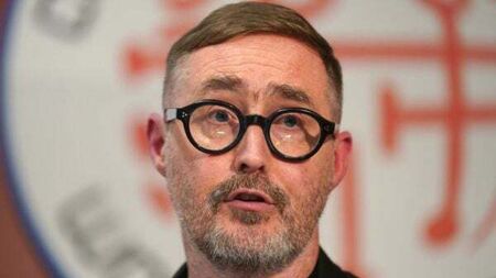 A third of Fine Gael TDs ‘don’t have guts’ to run for election, Ó Broin says