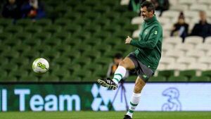 Roy Keane re-emerges as contender for Ireland job Roy Keane re-emerges as contender for Ireland job