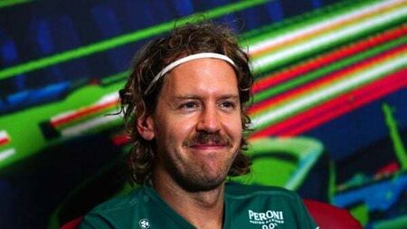 Sebastian Vettel hints at Formula One return as he reveals team boss talks
