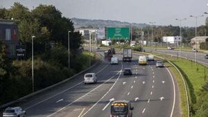 Gardaí appeal for witnesses after woman robbed on hard shoulder of major road Gardaí appeal for witnesses after woman robbed on hard shoulder of major road