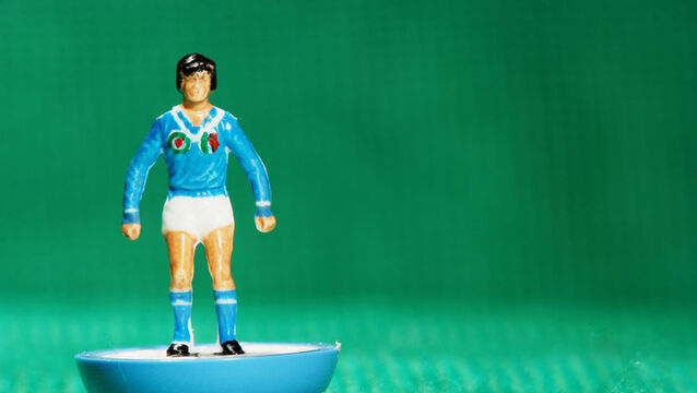Vintage Subbuteo soccer player