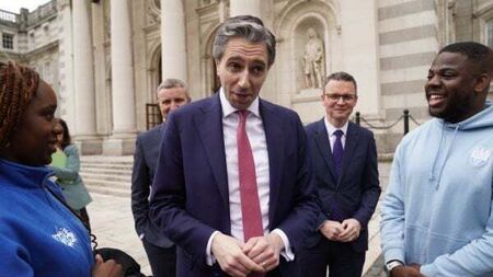 Simon Harris condemns ‘reprehensible behaviour’ at Co Wicklow asylum protest