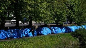 Government must be stronger in dealing with asylum seeker camps – TD Government must be stronger in dealing with asylum seeker camps – TD