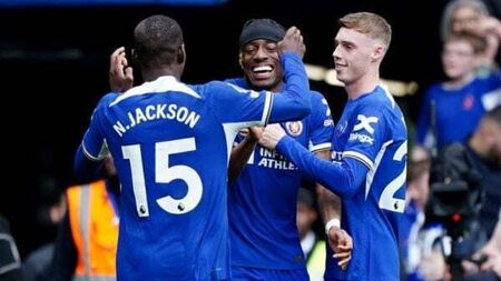 Chelsea boost hopes of securing European football by thrashing sorry West Ham