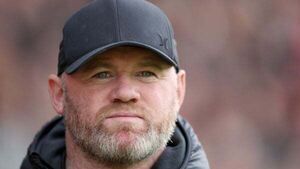 Wayne Rooney feels some Man Utd players are using injuries as an excuse Wayne Rooney feels some Man Utd players are using injuries as an excuse