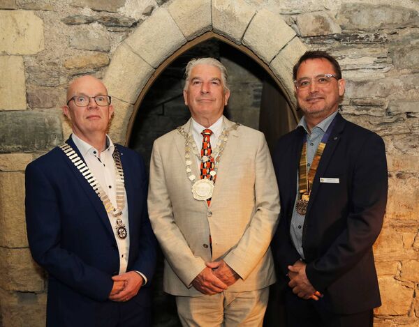 Metropolitan Mayor Cllr. Jody Power (centre), Brian Tynan, President, Waterford Rotary and Michael Jool Becker, President, of the Slagelse - Antvordkov Rotary Club, Denmark. Photo: John Power Metropolitan Mayor Cllr. Jody Power (centre), Brian Tynan, President, Waterford Rotary and Michael Jool Becker, President, of the Slagelse - Antvordkov Rotary Club, Denmark. Photo: John Power