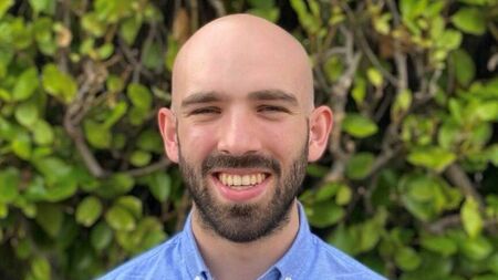 Student gets renewable energy scholarship