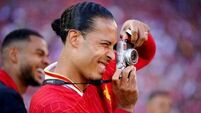 Virgil van Dijk will not lose focus at Liverpool despite nearing end of contract