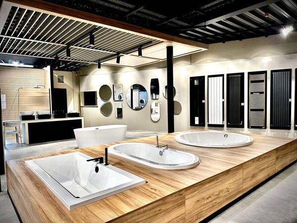 Waterford Feature May 21 Design 5 The Roundabout Centre, Six Cross Roads, Design 5 