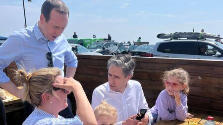 Taoiseach Harris enjoys Tramore trip