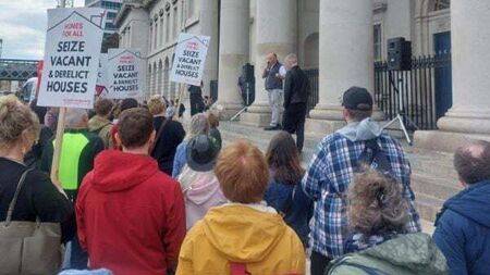 Government urged to take emergency measures to address housing crisis