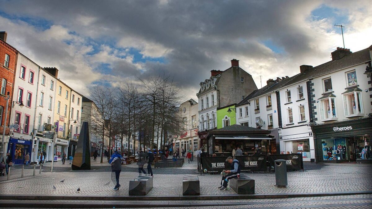 Phoenix: Footfall and leakage in retail spend