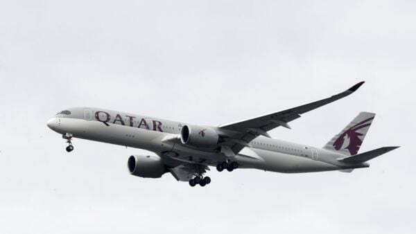 Eight hospitalised after flight from Doha to Dublin hits turbulence