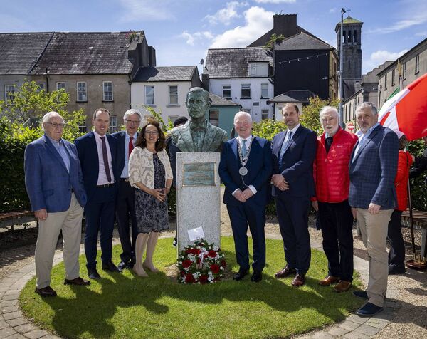 Senator John Cummins, Dr. Eugene Broderick, Waterford Civic Trust, Canadian Ambassador to Ireland HE Nancy Smyth, Mayor of Waterford City &amp; County Cllr. Joe Conway and Marc Ó Cathasaigh, TD, at the bust of John J Hearne where a wreath was laid by the Ambassador.