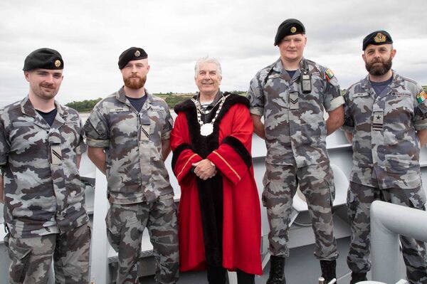 Metropolitan Mayor, Cllr. Jody Power with Exeuctive Officer Jim Nolan, L. William Butler Yeats, Able Seaman Coughlan, Able Seaman Cummins and Leading Seaman O'Malley. Photo: John Power