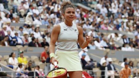 Jasmine Paolini stuns Elena Rybakina to reach French Open semi-finals